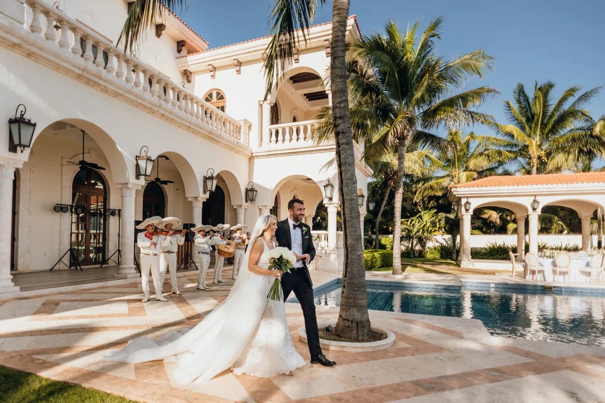 Luxury destination wedding in Mexico